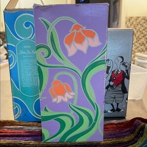 Avon Skin So Soft Bath Oil with Floral Design